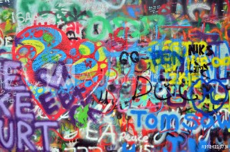 Bild vun Wall sprayed with graffiti